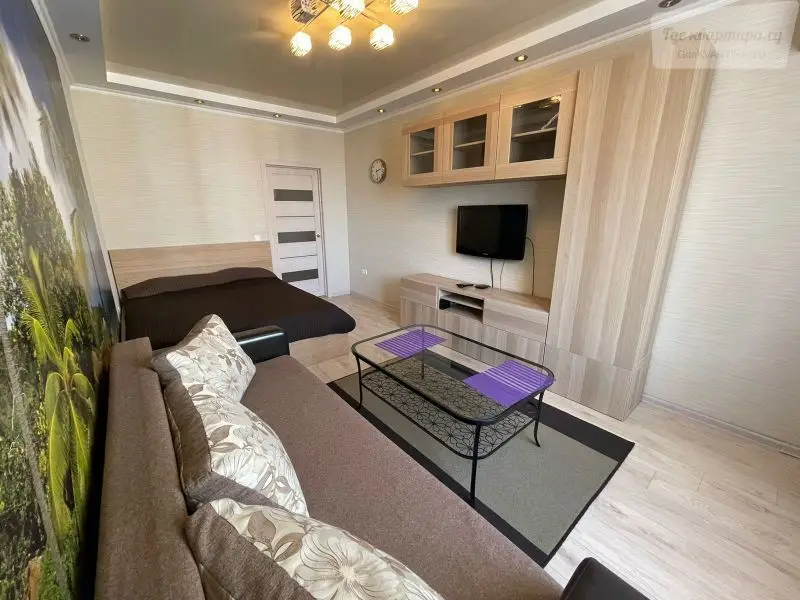 Кубанская улица, 52