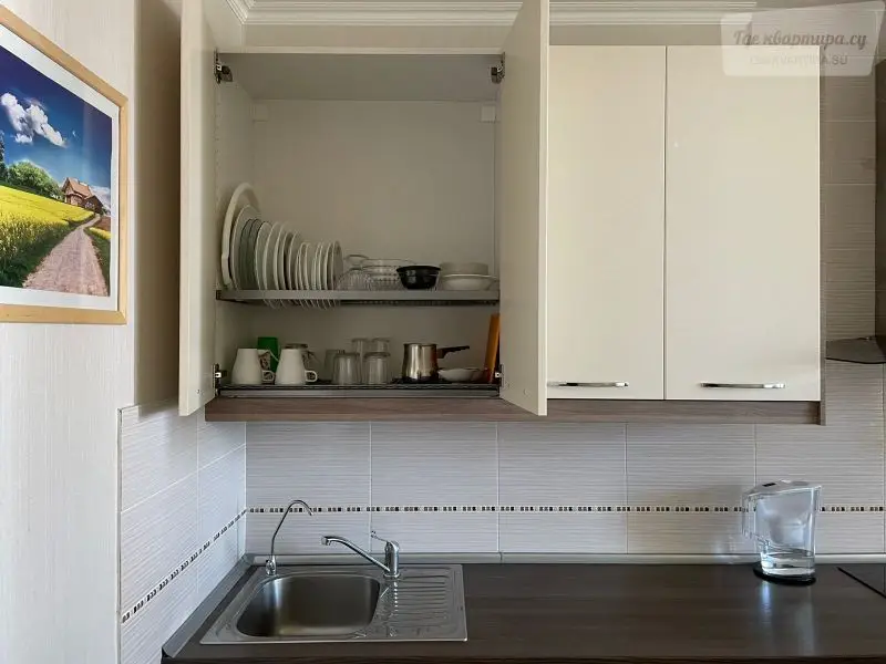 Кубанская улица, 52
